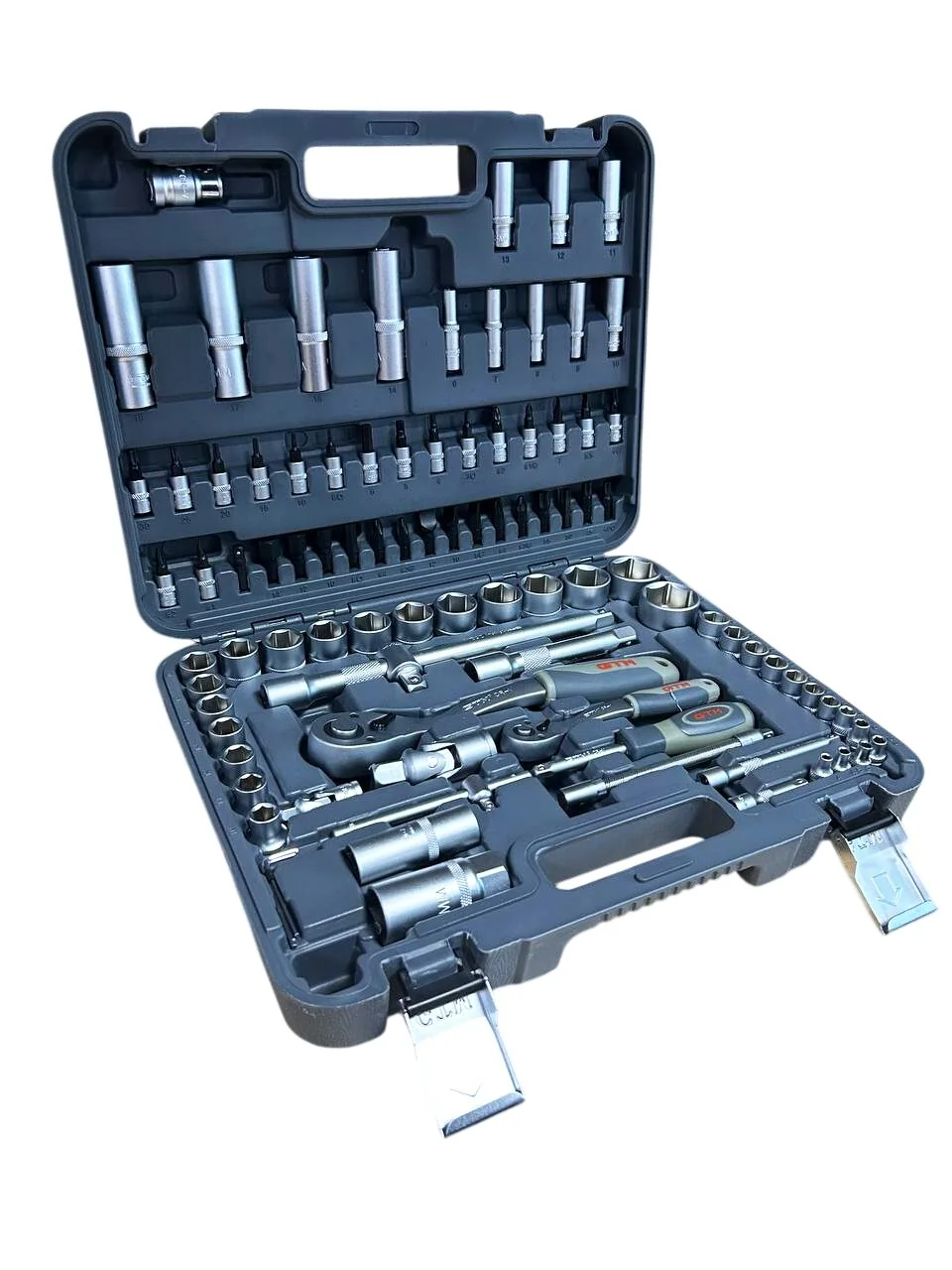 Набір інструментів GTM GTS-094 94 од. 1/2-1/4″ 4-32 мм